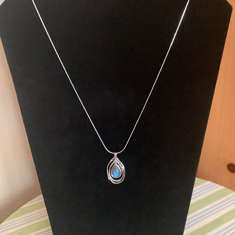 .925 Sterling silver and Labradorite necklace